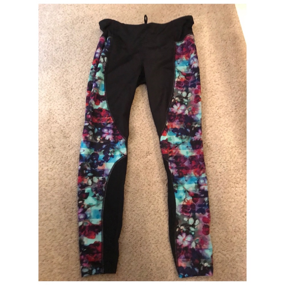 Athleta floral/black workout pants